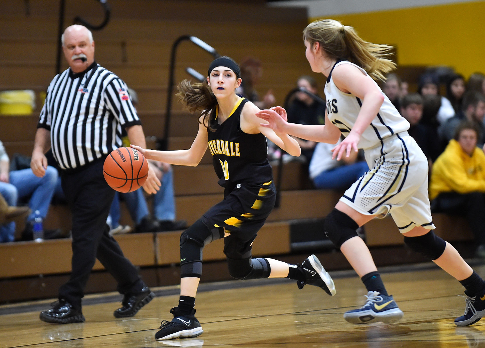 Class 2A Girls' Basketball Riverdale Regional Final: Riverdale vs. Harvest Christian